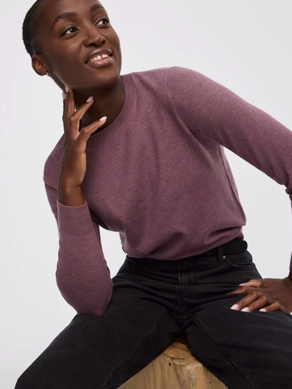 R Essential Crewneck Sweater in Dusty Mauve XS